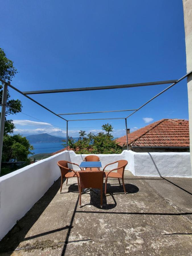 Παραδοσιακό Σπίτι Με Θέα Villa Tríkeri Eksteriør billede